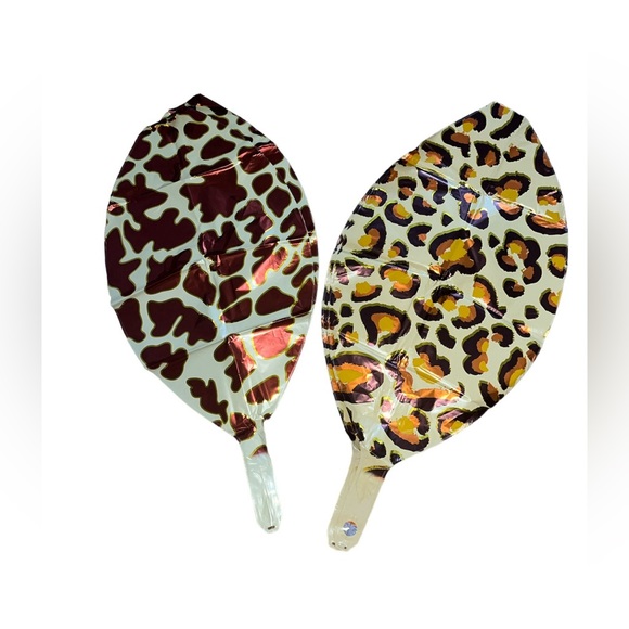 Bundle of Two Wild Birthday Decorations - Picture 12 of 14